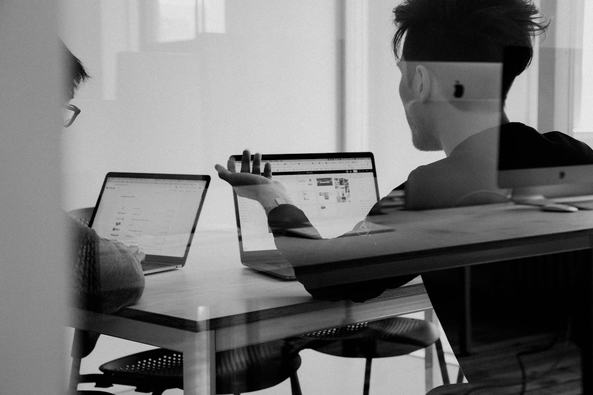 Managing Client Relationships as a Technical Contractor: What No One Teaches You