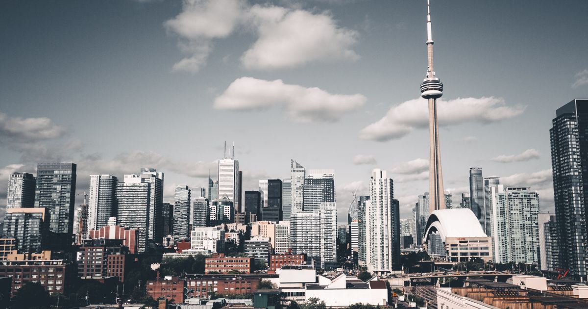 Managing Energy When Your Clients Are 13 Hours Away: Remote Work Across Extreme Time Zones